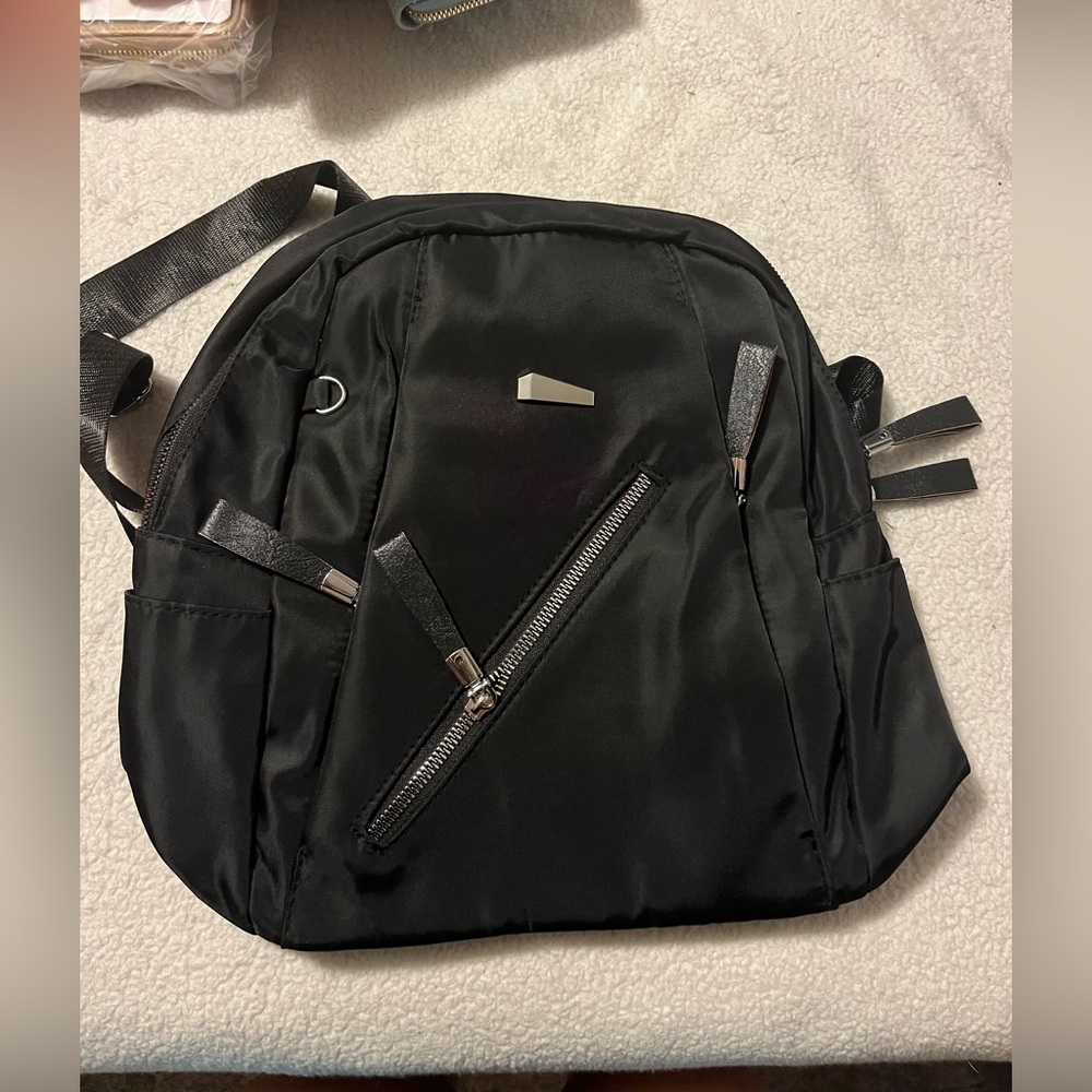 black back pack, brand new
